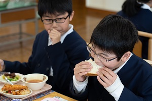 バイキング給食