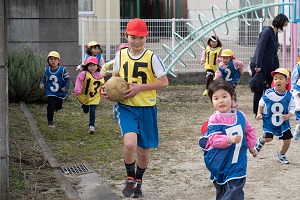 幼稚園との交流