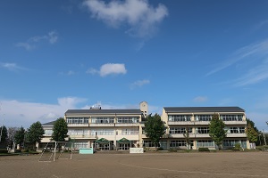 ③