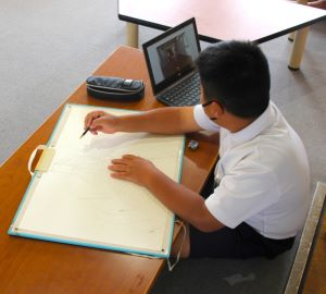 タブレット見ながら