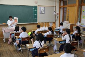 読み聞かせタイム 1年生_1