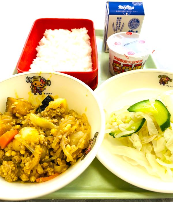 給食