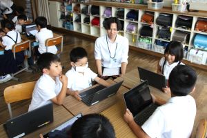 子どもたちと一緒に