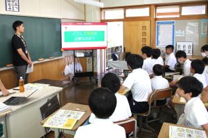 租税教室を開催_5