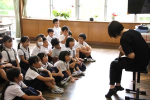 読み聞かせ〈2年生〉_3