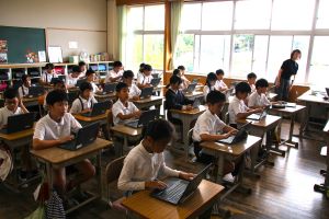 タブレットで郷土かるた作成_2