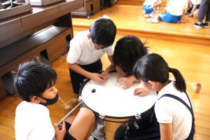 音の授業です