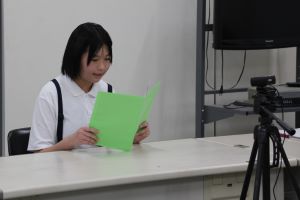 終業式で発表二人目