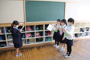 授業風景〈2年生〉生活_7