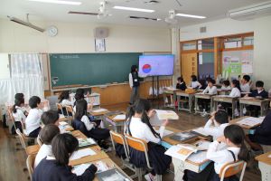 授業風景〈3年生〉道徳_1