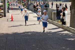 白帽の子たち