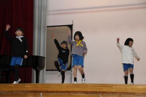 踊ります 踊ります