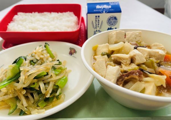 今日の給食 今日の給食