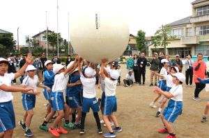 転がせ稲荷の子白組
