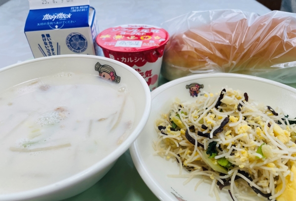 台湾揚げパン、焼きビーフン