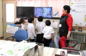 1年学校探検1