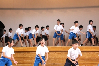 4年つどいダンス3