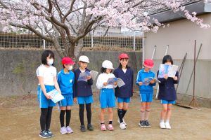 桜木前で朗読