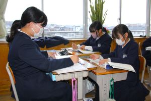 グループで物語の読み込み_5