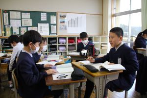 グループで物語の読み込み_8