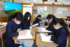 グループで物語の読み込み_9