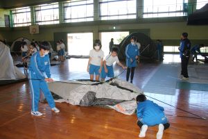 テント張り1