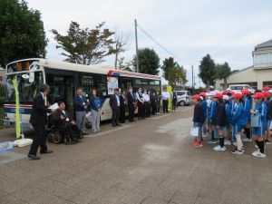 バス乗車や介助体験にチャレンジ