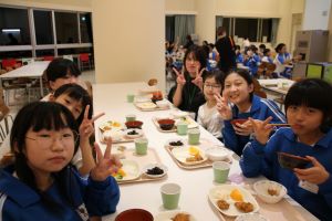 夕食4