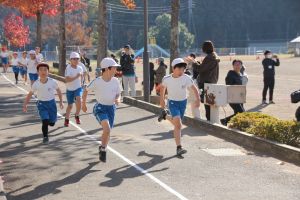 持久走大会中学年6