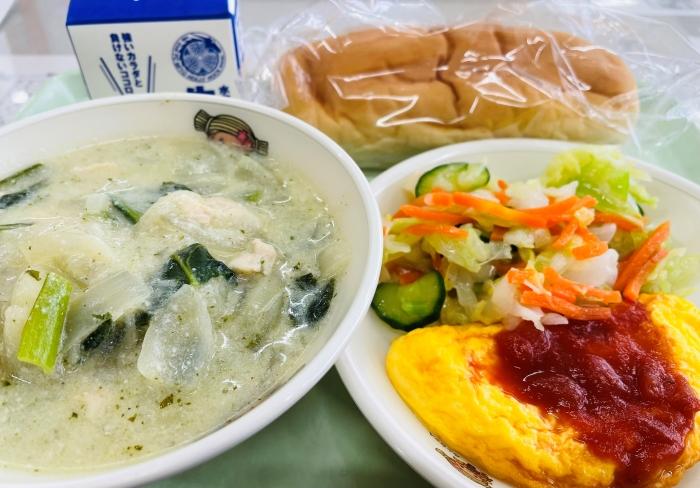 給食