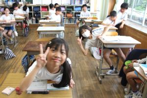 5年生算数ピースサイン