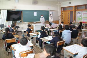 地域の方に硬筆を学ぶ_1 地域の方に硬筆を学ぶ_1