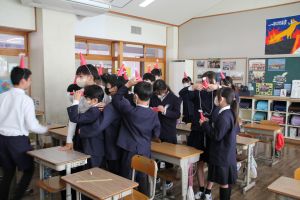 英語の曲に合わせて踊ろう_1 英語の曲に合わせて踊ろう_1