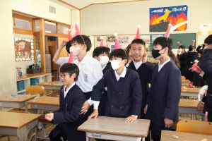 英語の曲に合わせて踊ろう_2 英語の曲に合わせて踊ろう_2