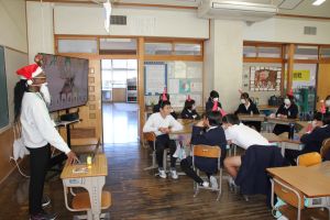 グループに分かれてクイズ大会_1 グループに分かれてクイズ大会_1