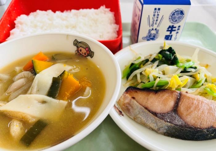 今日の給食 今日の給食