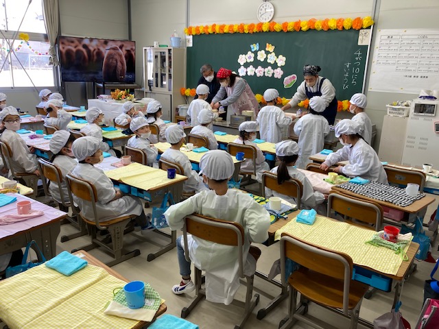 給食2 給食2