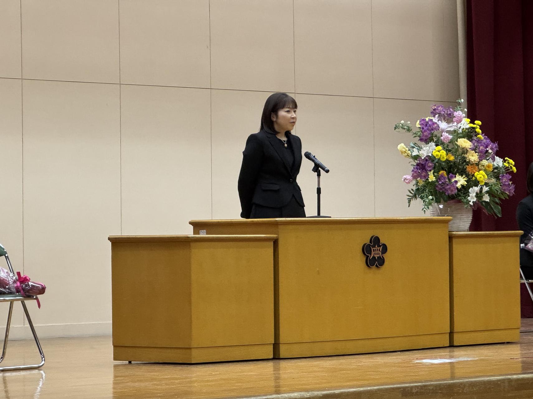離任式4 離任式4