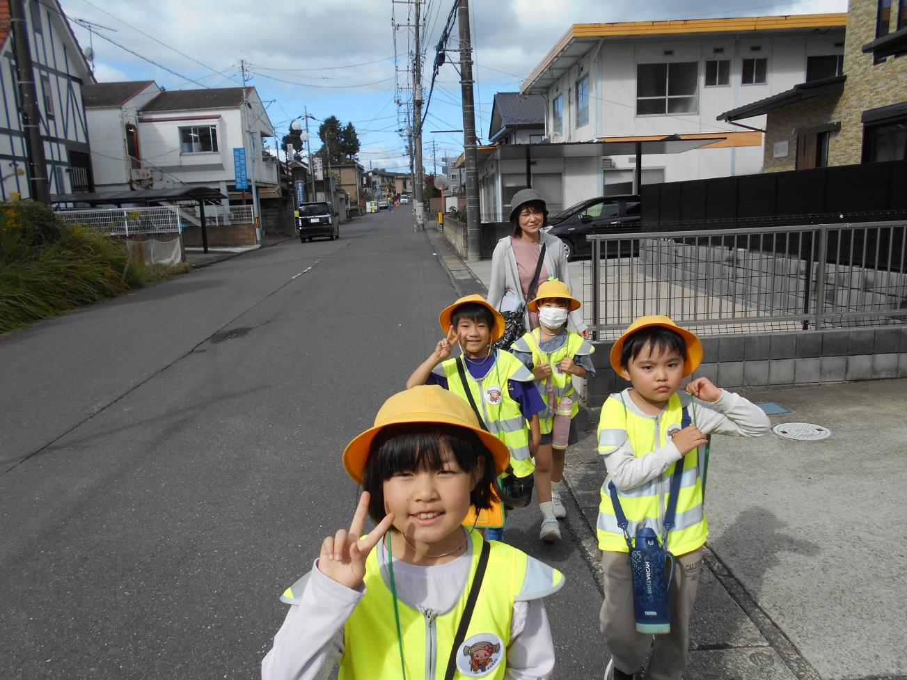 町たんけん歩き 町たんけん歩き