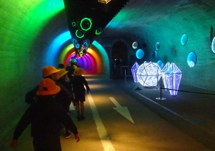 イルミネーショントンネル