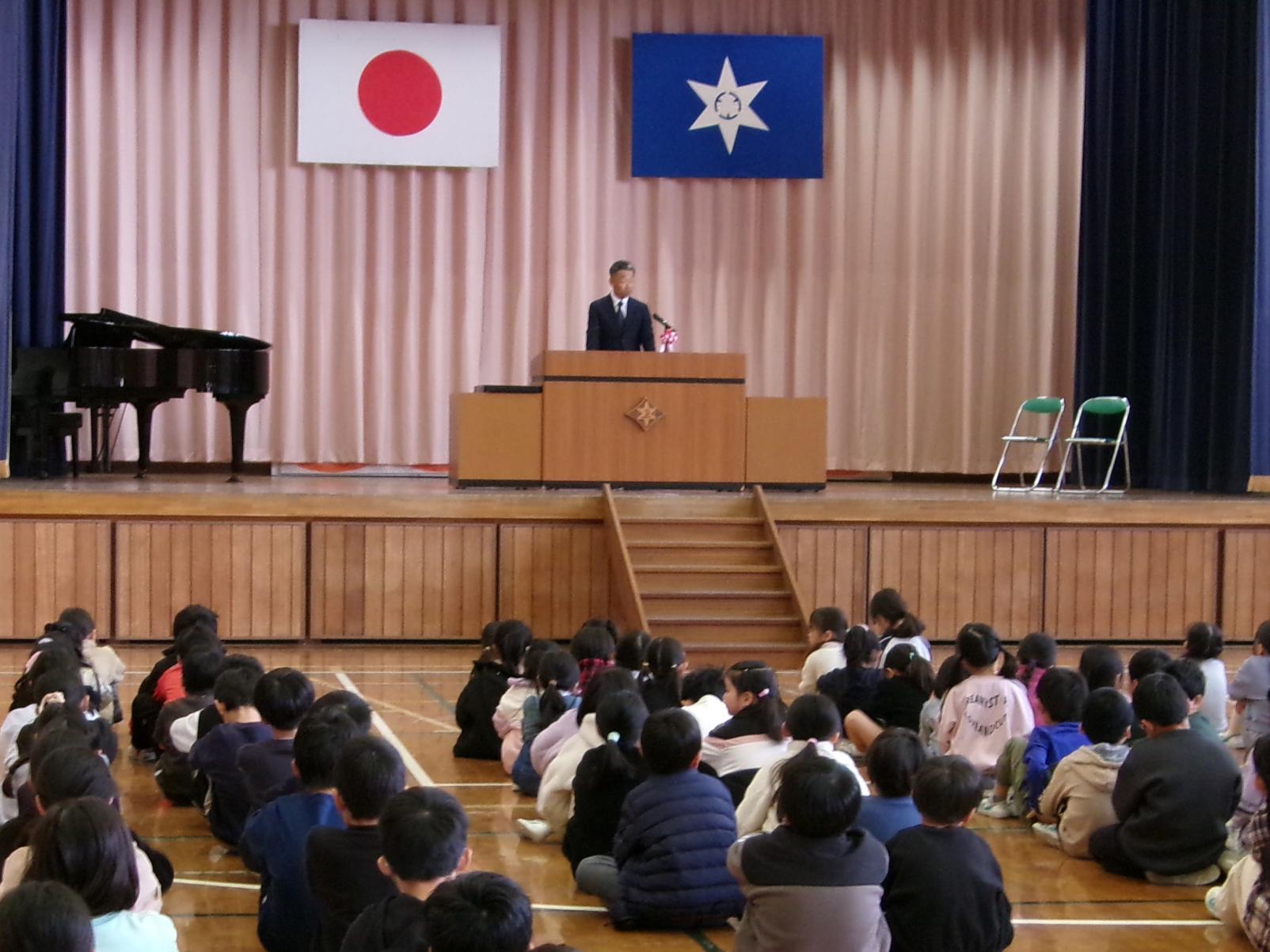 話を聞く 話を聞く