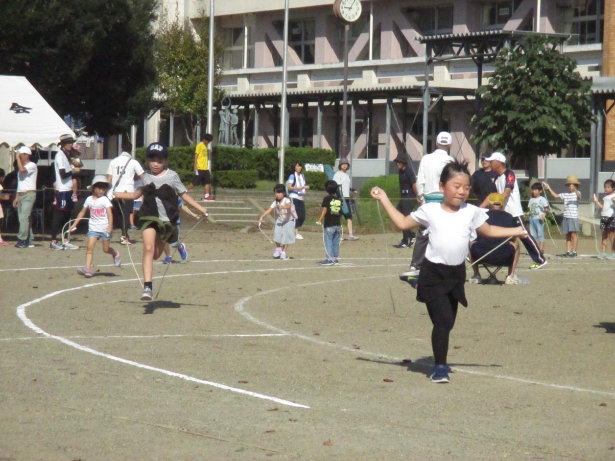 なわとび競争 なわとび競争