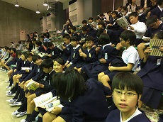 観客席2 観客席2