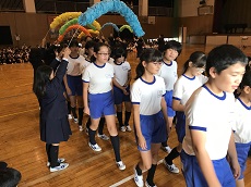 9退場 9退場