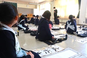 0116(8) 0116(8)