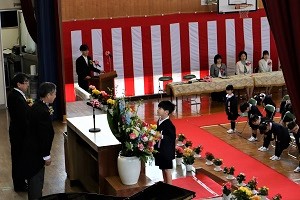 0408(14) 0408(14)