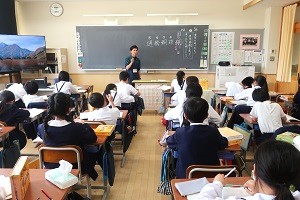 0424(10) 0424(10)