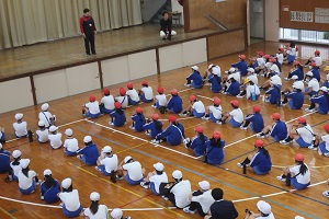 0512(6) 0512(6)