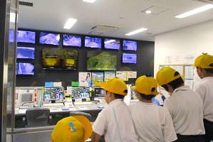 0612(11) 0612(11)