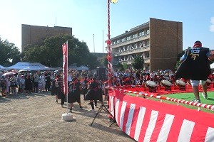 0823(15)